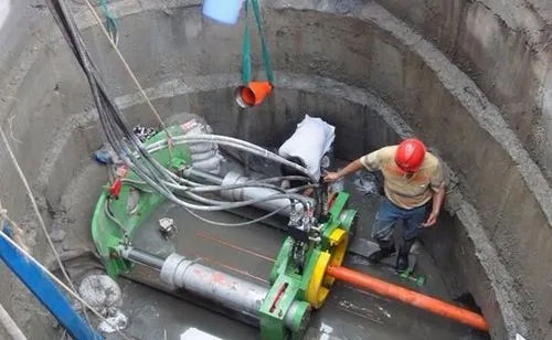 隆广镇顶管注浆加固